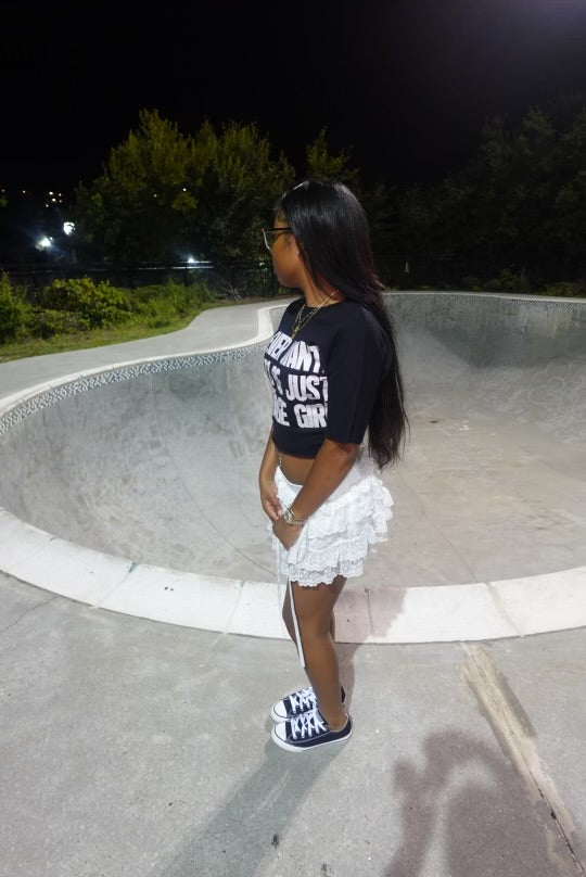 “ Black “ Just a average tee (girl)